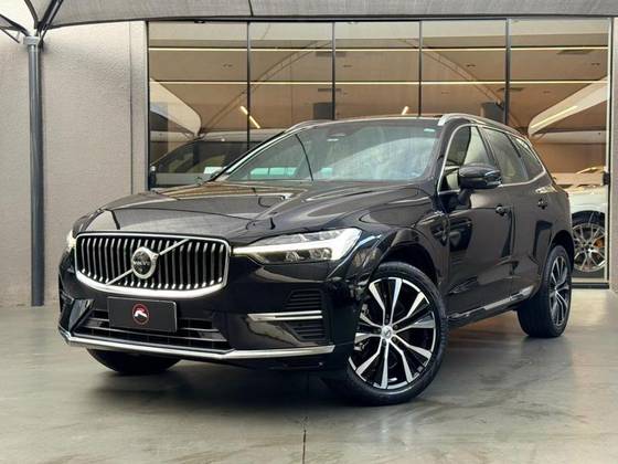 VOLVO XC60 2.0 T8 RECHARGE ULTIMATE DARK AWD GEARTRONIC VOLVO XC60 2.0 T8 RECHARGE ULTIMATE DARK AWD GEARTRONIC